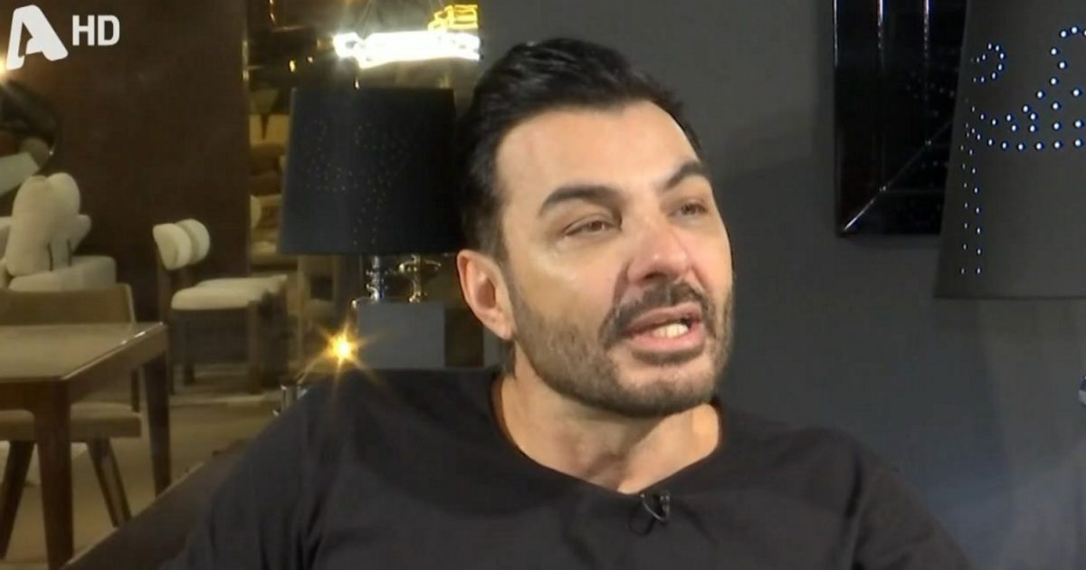 Θάνος Βογιατζής: «Για μια βδομάδα βρέθηκα να ‘μαι μαζί με την Μαράια Κάρεϊ στο προσωπικό της σκάφος»