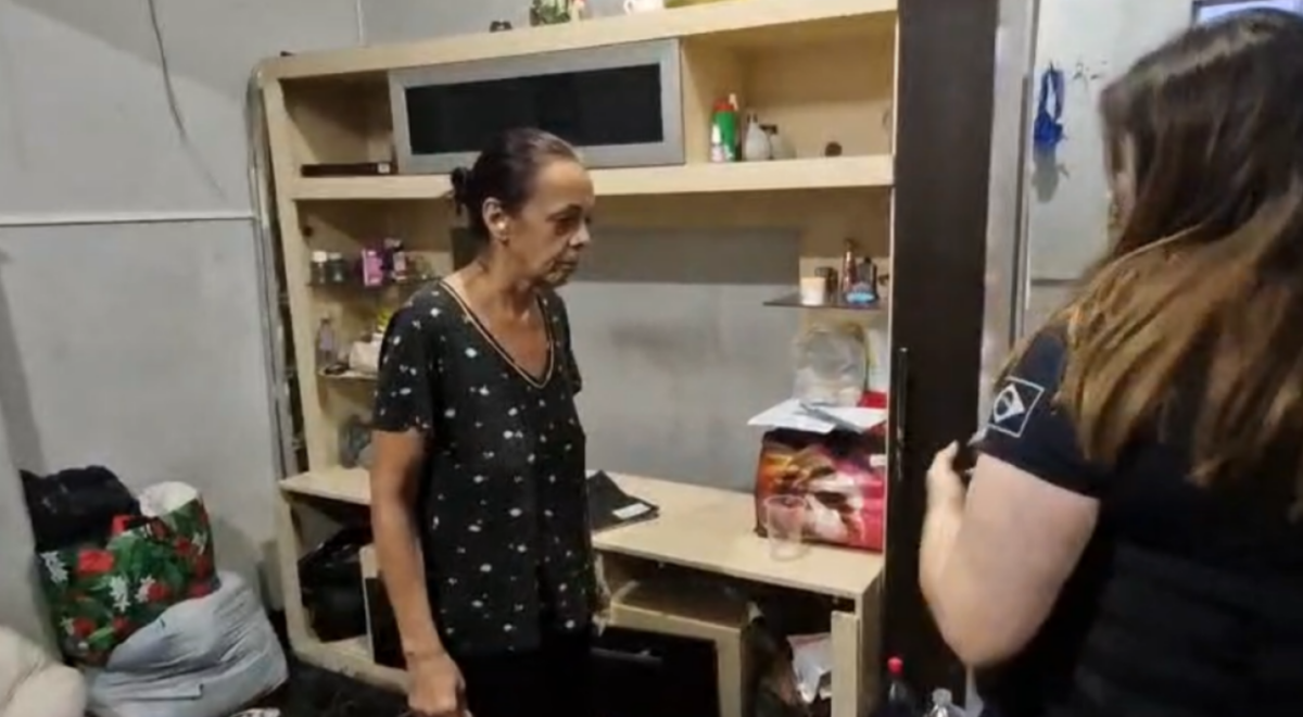 Αποτροπιασμός με πιλότο που βίαζε για χρόνια ανήλικα παιδιά – Έπαιρνε «άδεια» από τις γιαγιάδες και συνελήφθη μέσα στο αεροπλάνο