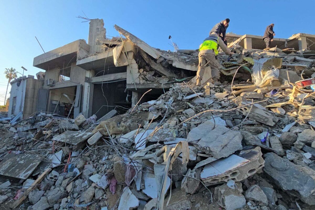 Μέση Ανατολή: Χιλιάδες νεκροί και τραυματίες από τις επιθέσεις