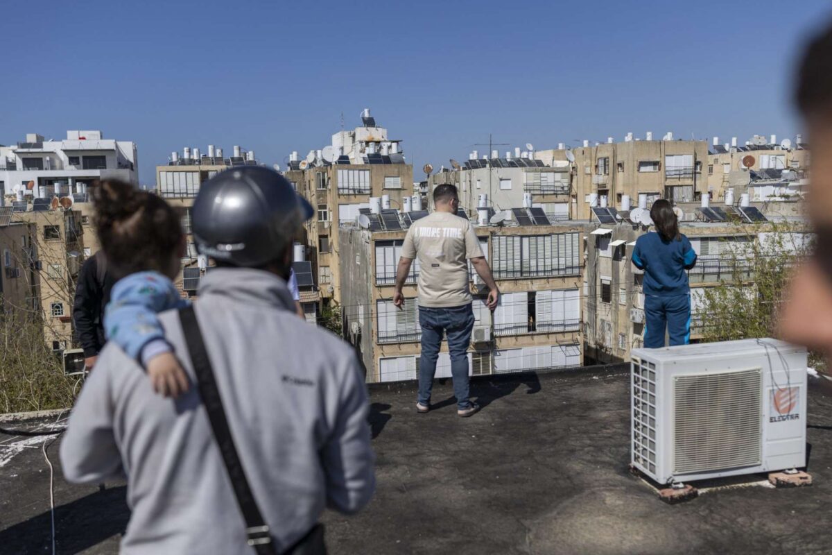 Οι ιρανικές αρχές καλούν σε διαδηλώσεις τον λαό «για να ανατρέψει τις συνωμοσίες του εχθρού»