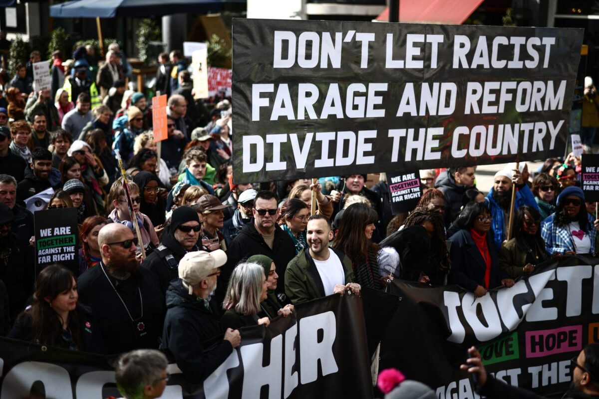 Αντιπολεμικά συλλαλητήρια στο Λονδίνο: Χιλιάδες στους δρόμους σε δύο μεγάλες πορείες