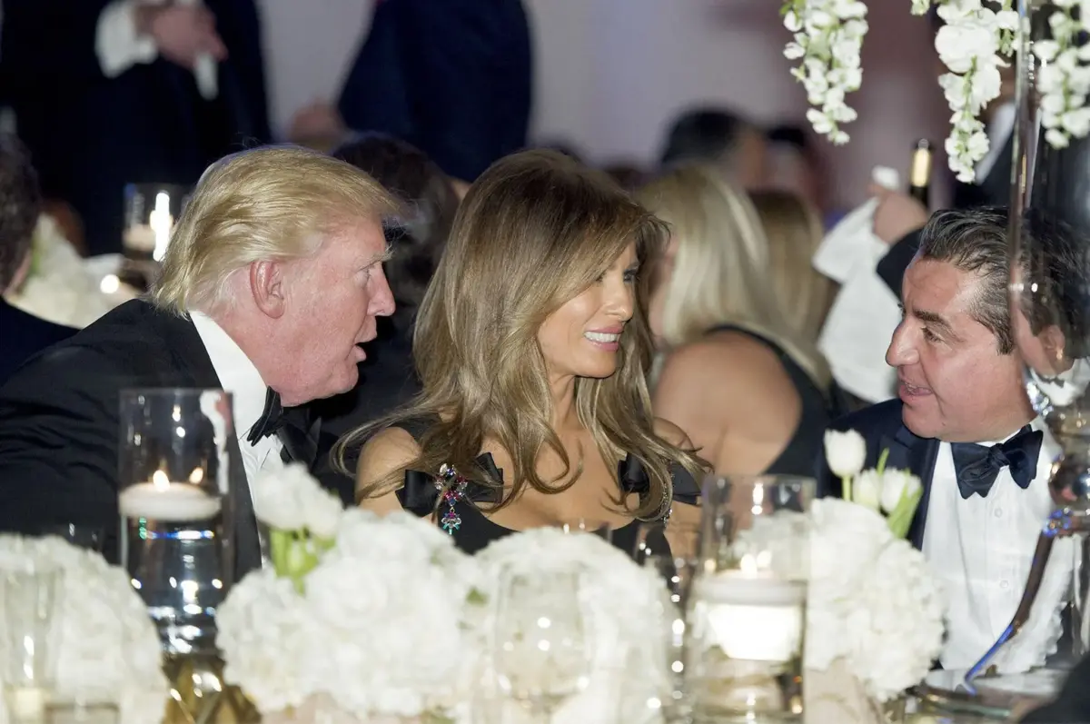 Καταγγελίες Ουγκάρο: Πως ο Ζάμπολι, που προξένεψε την Μελάνια στον Τραμπ, έβαλε τον ICE να συλλάβει την πρώην γυναίκα του!