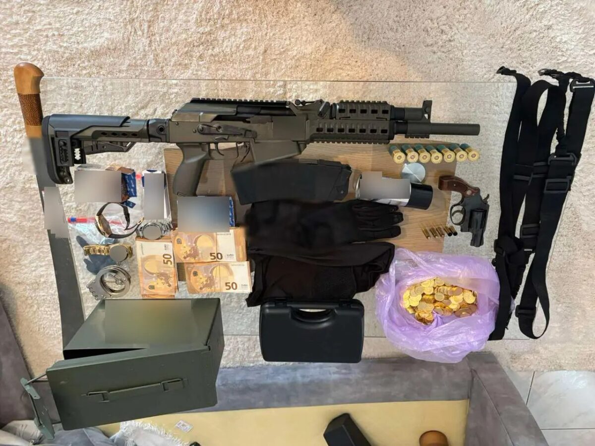 Εξάρθρωση εγκληματικής οργάνωσης που διέπραττε απάτες και εκβιάσεις