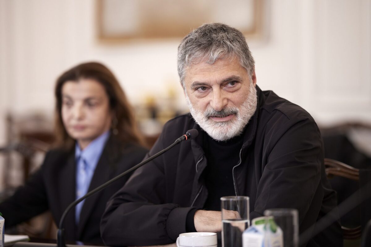 Ιδρύεται Ανώτατη Σχολή Παραστατικών Τεχνών: Πώς θα γίνεται η εισαγωγή και πότε ξεκινά – Τι αποφασίστηκε σε σύσκεψη στο Μέγαρο Μαξίμου