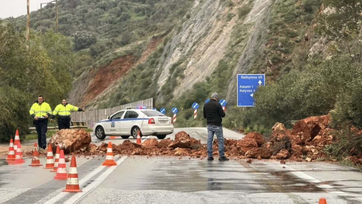 Κατολισθήσεις, διακοπές ηλεκτροδότησης και πτώσεις δέντρων έχει προκαλέσει η κακοκαιρία στα Χανιά