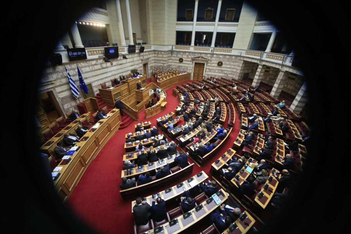 Εκλογική περιφέρεια απόδημου ελληνισμού: Μετά 18 μήνες από τις επόμενες εκλογές το νέο σύστημα