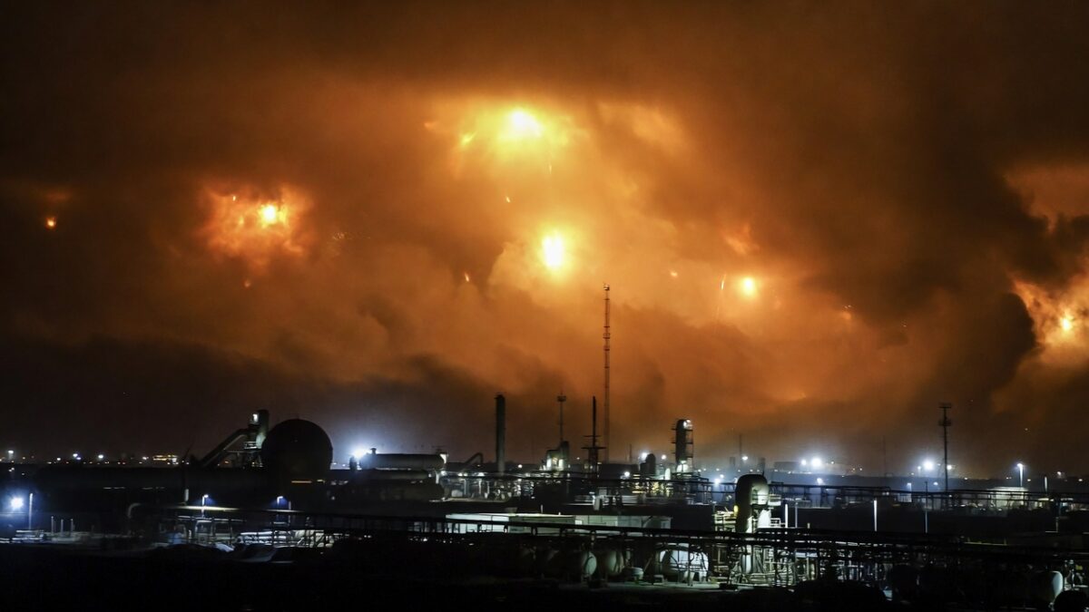 Η εισβολή στο Ιράκ και η μακροοικονομία του πολέμου των τρισ. δολαρίων