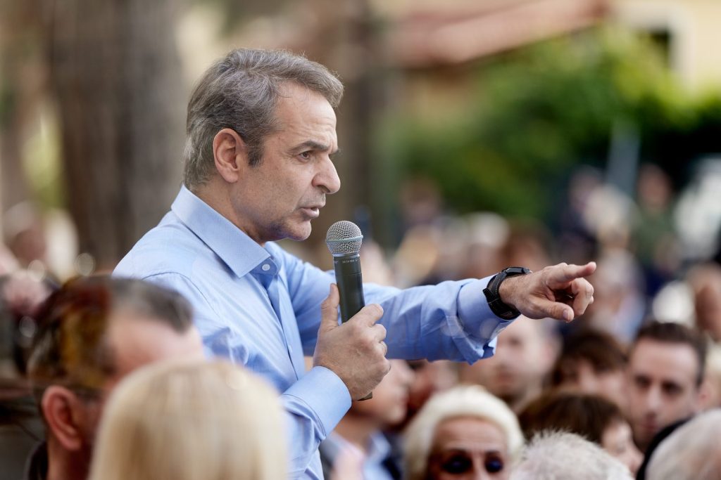 Ο Μητσοτάκης στον Θεσσαλικό κάμπο – Προσυνέδριο με φόντο την αγροτική δυσαρέσκεια