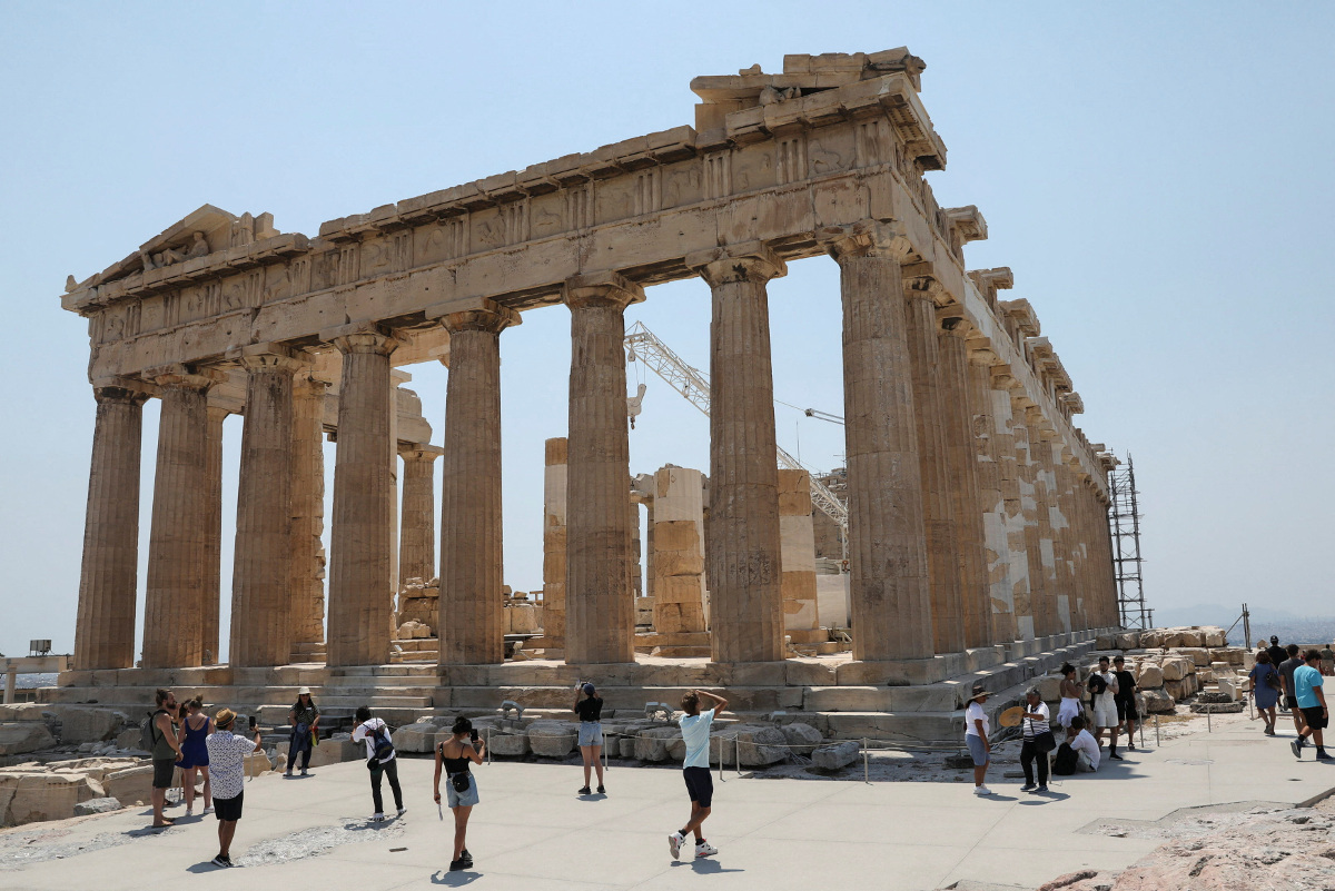 ΟΟΣΑ: Σημαντική βελτίωση της θέσης της Ελλάδας στην καταπολέμηση της διαφθοράς