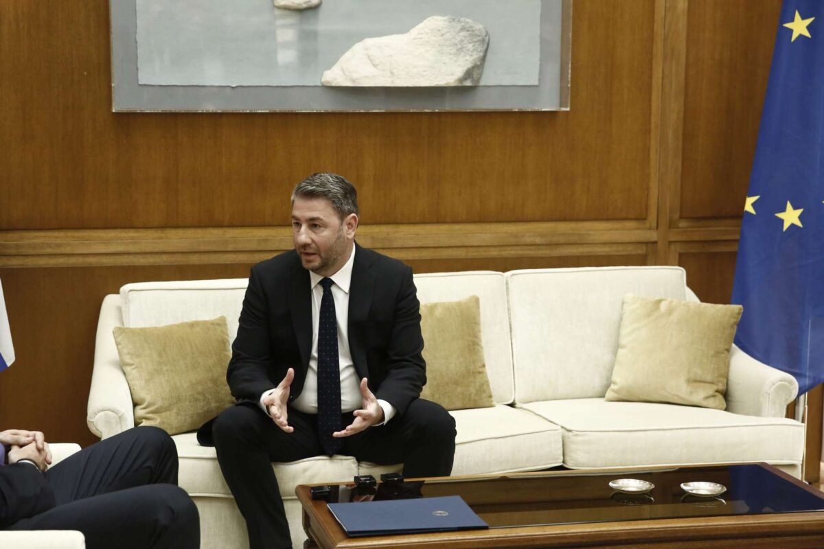 N. Ανδρουλάκης προς K. Μητσοτάκη: Η χώρα μας να μείνει μακριά από κάθε εμπλοκή στον πόλεμο