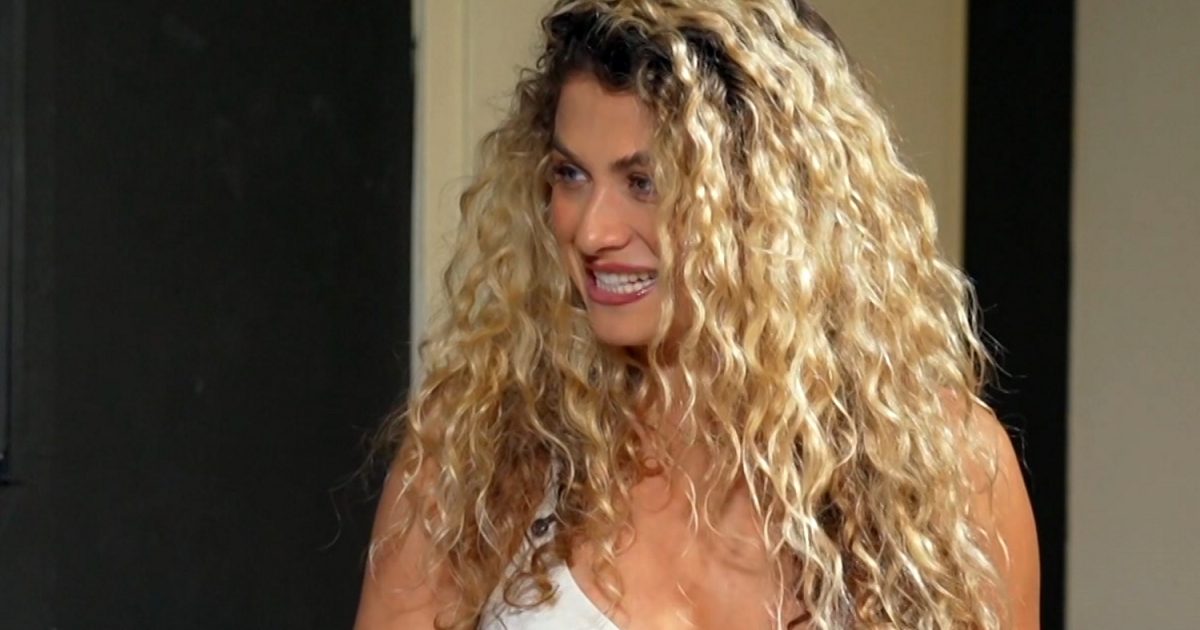 Αντιγόνη: «Λατρεύω τη Shakira, χαίρομαι όταν μου λένε ότι μοιάζουμε»