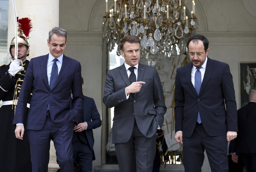 Συνάντηση Μητσοτάκη με Χριστοδουλίδη και  Μακρόν τη Δευτέρα στην Κύπρο