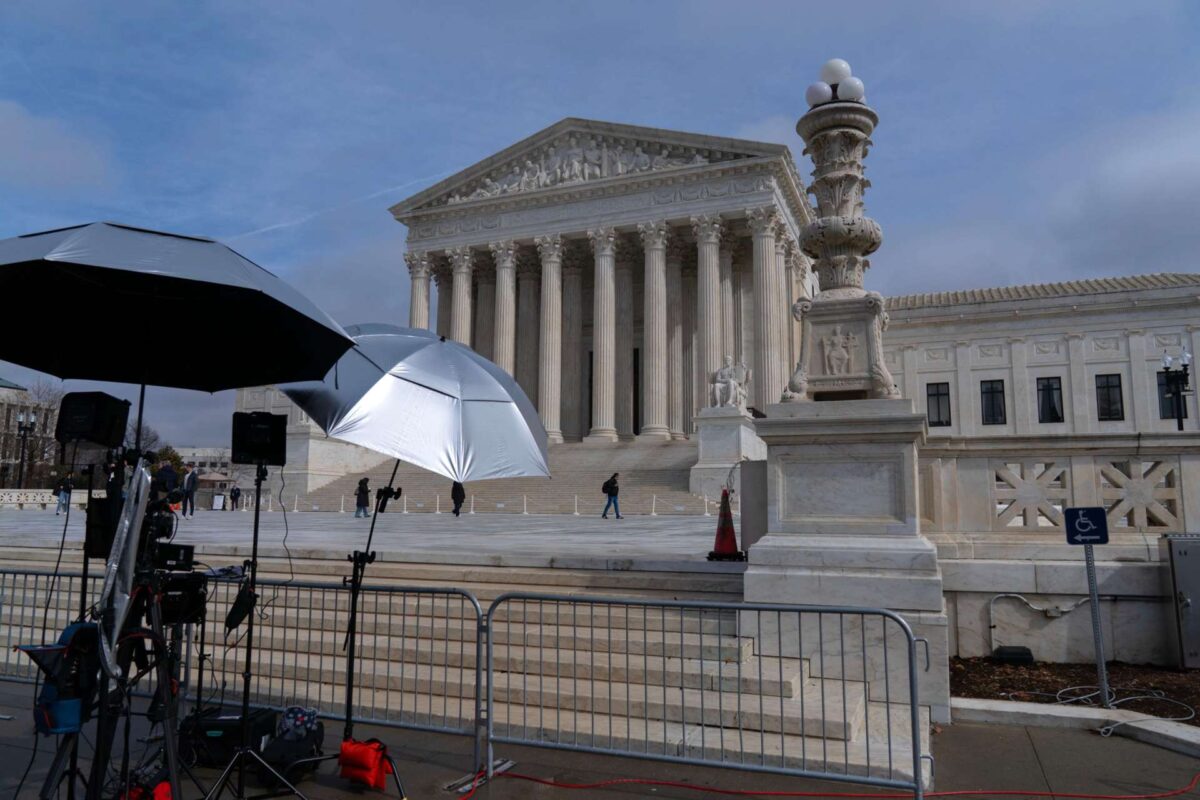 Δασμοί Τραμπ: Το παζλ μετά την απόφαση του Ανώτατου Δικαστηρίου – Τι θέλει να αποφύγει η ΕΕ