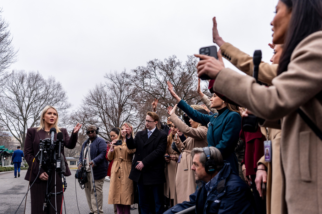 Ο Λευκός Οίκος υποβαθμίζει τις πληροφορίες ότι η Ρωσία ενημερώνει το Ιράν για αμερικανικούς στρατιωτικούς στόχους