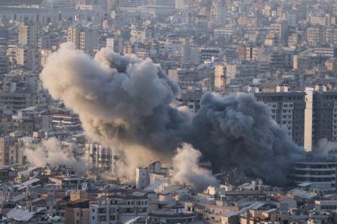 Ισραήλ: Eυρείας κλίμακας επιχείρηση κατά υποδομών στην Τεχεράνη