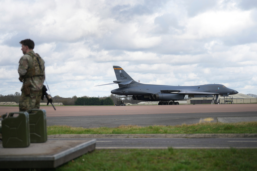 Κίνδυνος για Βρετανούς μετά την έγκριση επιθέσεων κατά του Ιράν