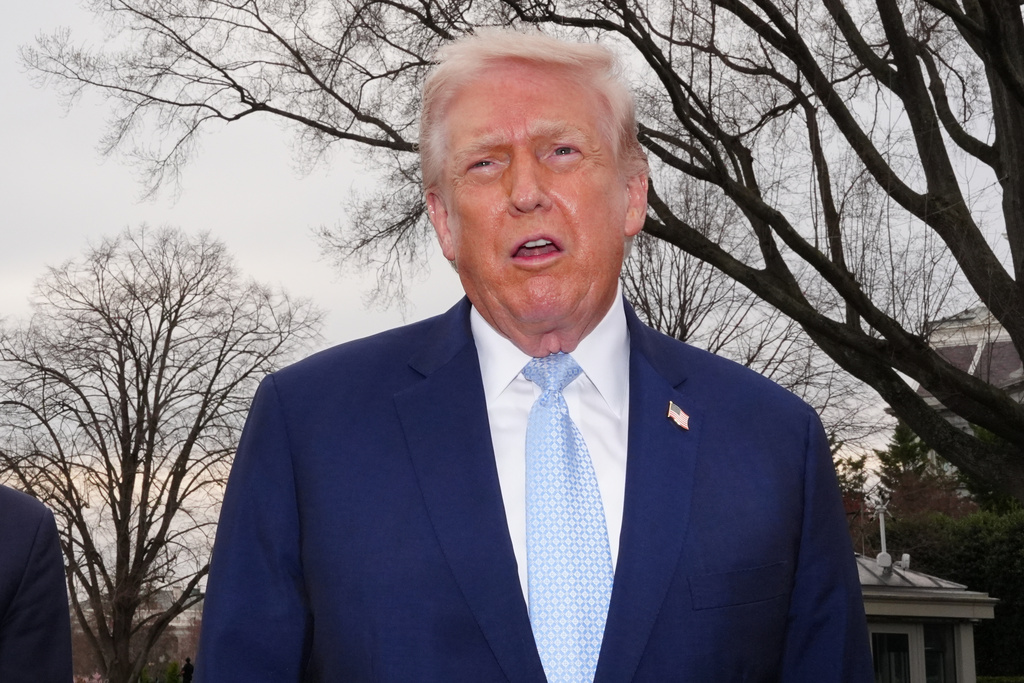 Ο Τραμπ απειλεί να στείλει πράκτορες της ICE στα αεροδρόμια