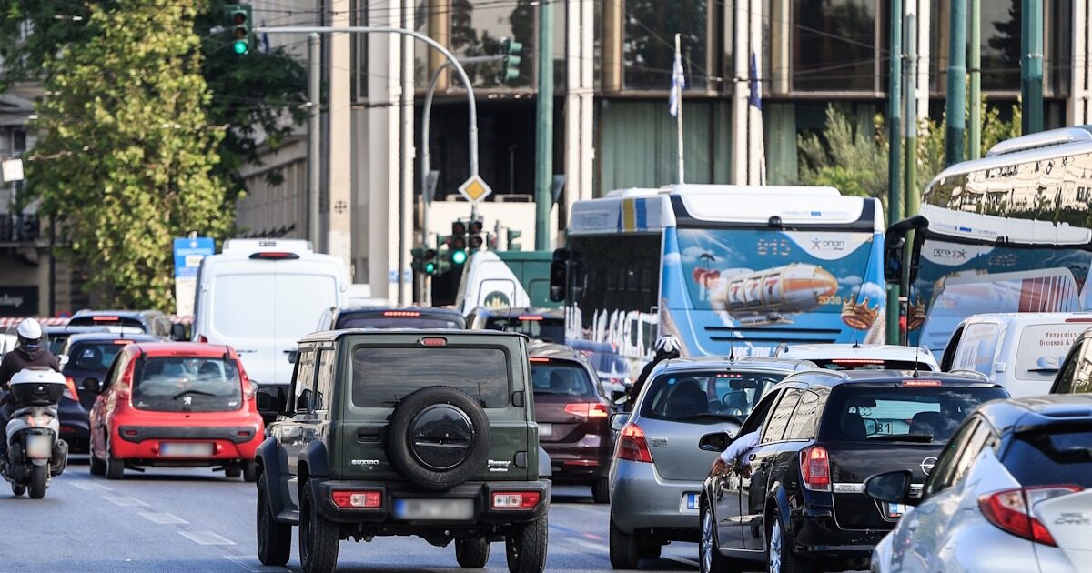 Καμπάνα 109,5 εκατ. ευρώ για ανασφάλιστα ΙΧ και απλήρωτα τέλη κυκλοφορίας σε 300.000 οδηγούς