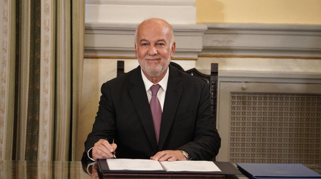 Βολές για τον Γιώργο Φλωρίδη