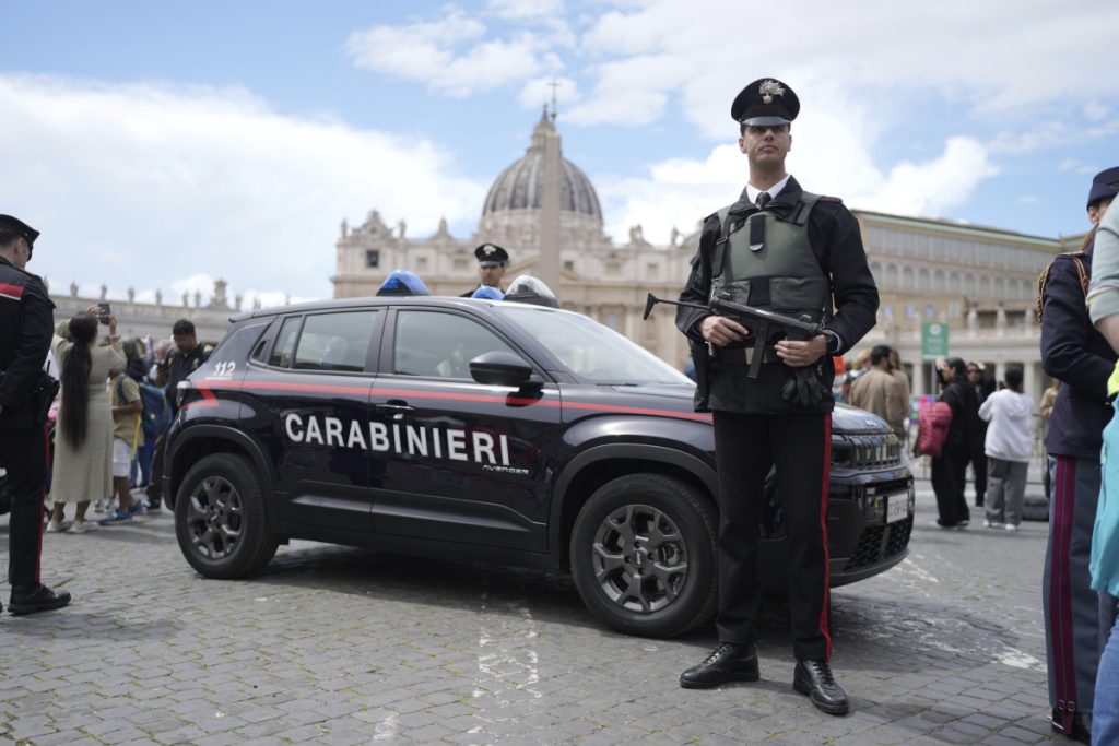 Ιταλία: Συνελήφθη 17χρονος που σχεδίαζε τρομοκρατικό χτύπημα σε σχολείο – Είχε διασυνδέσεις με νεοναζιστική ομάδα