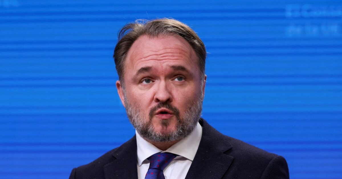 Γιόργκενσεν προς τα μέλη της ΕΕ: Μην περιμένετε, γεμίστε τις αποθήκες φυσικού αερίου