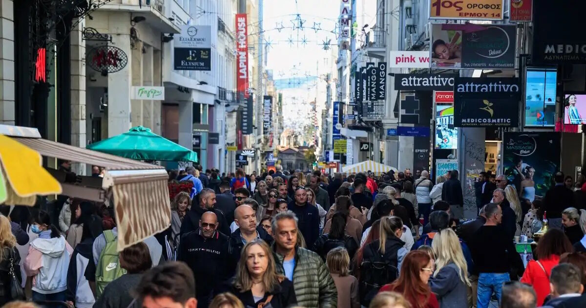 Πασχαλινό ωράριο: Πώς θα λειτουργήσουν τα καταστήματα και ποιά Κυριακή θα είναι ανοιχτά