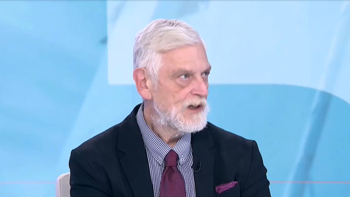 Λοβέρδος: Είμαστε σε καθεστώς απόλυτης αβεβαιότητας μετά το χτύπημα στο ελληνόκτητο πλοίο