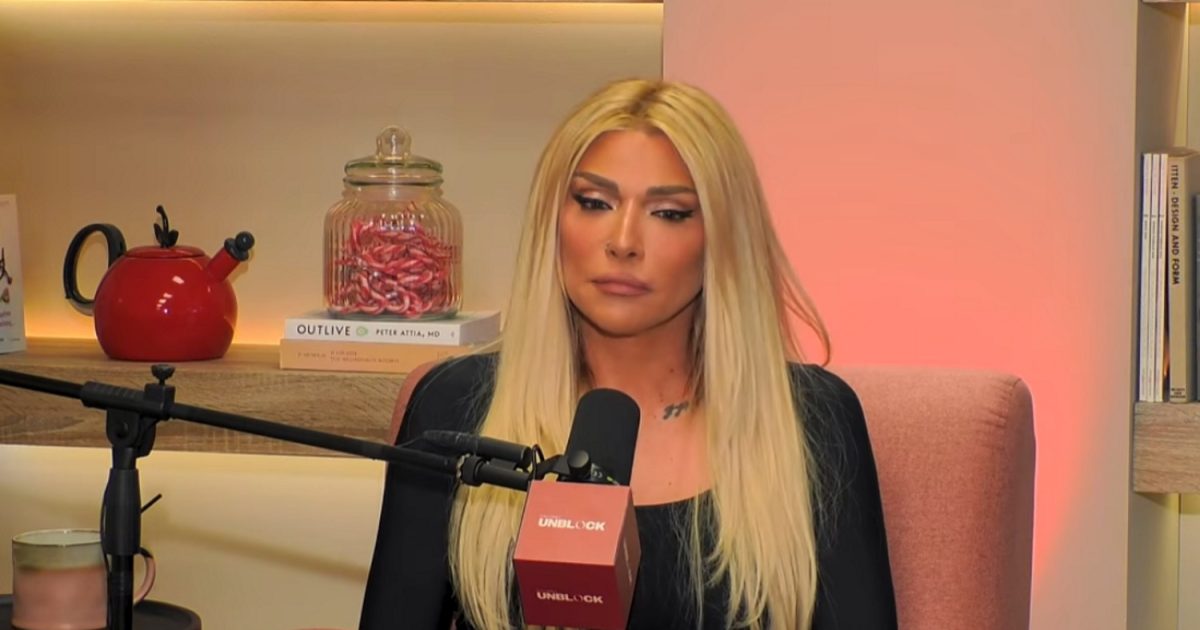 Η Ηλιάδη για τη δολοφονία του Μπάμπη Λαζαρίδη: «Η μία σφαίρα με βρήκε στο στόμα – Μπήκα στο ξενοδοχείο με το πόδι μου κομμάτια»