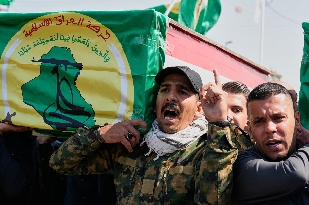 Αεροπορικές επιδρομές στοχεύουν φιλοϊρανικές παρατάξεις στο Δυτικό και Βόρειο Ιράκ – 20 θύματα στο αλ-Κάιμ