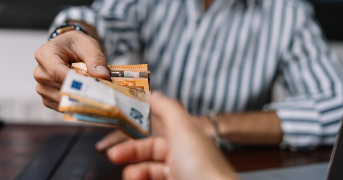 ΕΦΚΑ-ΔΥΠΑ: Τι πληρώνουν έως τις 20 Μαρτίου