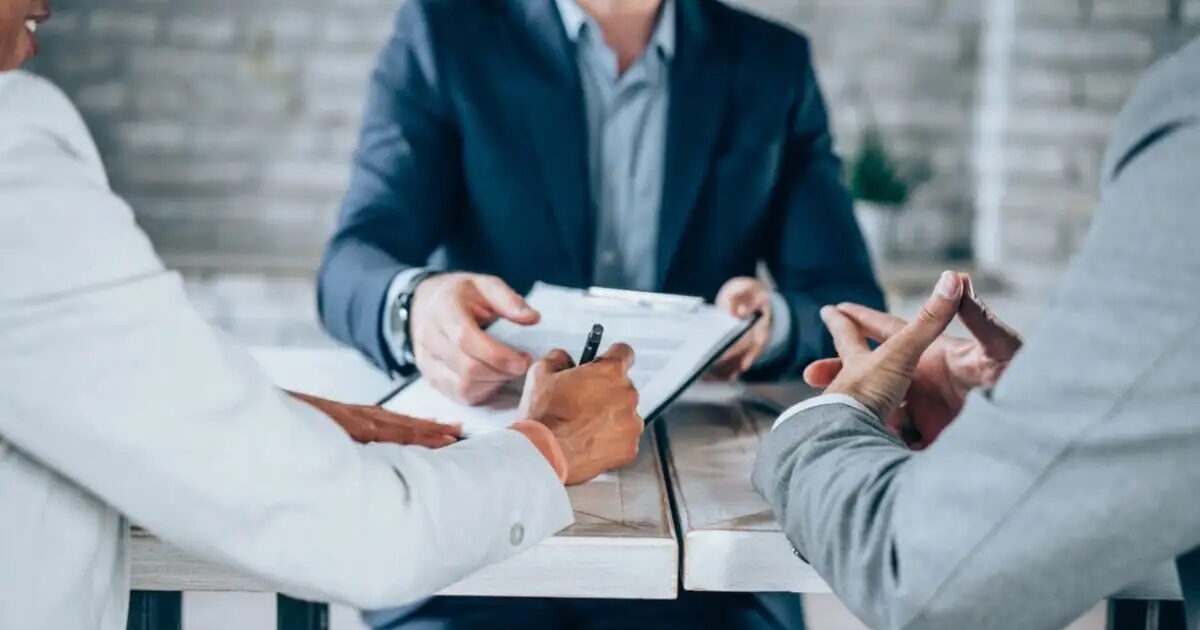 Νέο νομοσχέδιο του ΥΠΑΝ φέρνει πλαφόν στο συνολικό κόστος αποπληρωμής ενός δανείου