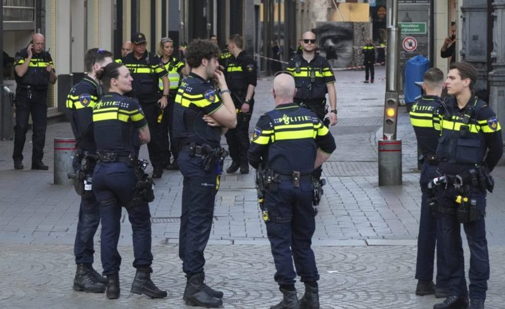 Έκρηξη σε εβραϊκό σχολείο στο Άμστερνταμ