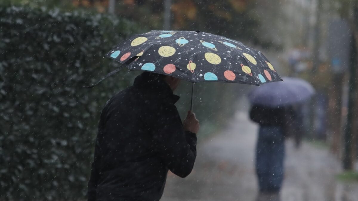 Νέα κακοκαιρία με κίνδυνο πλημμυρών και ισχυρούς ανέμους: Ποιες περιοχές είναι στο «κόκκινο» – Η πιθανότητα για «μετεωρολογική βόμβα»