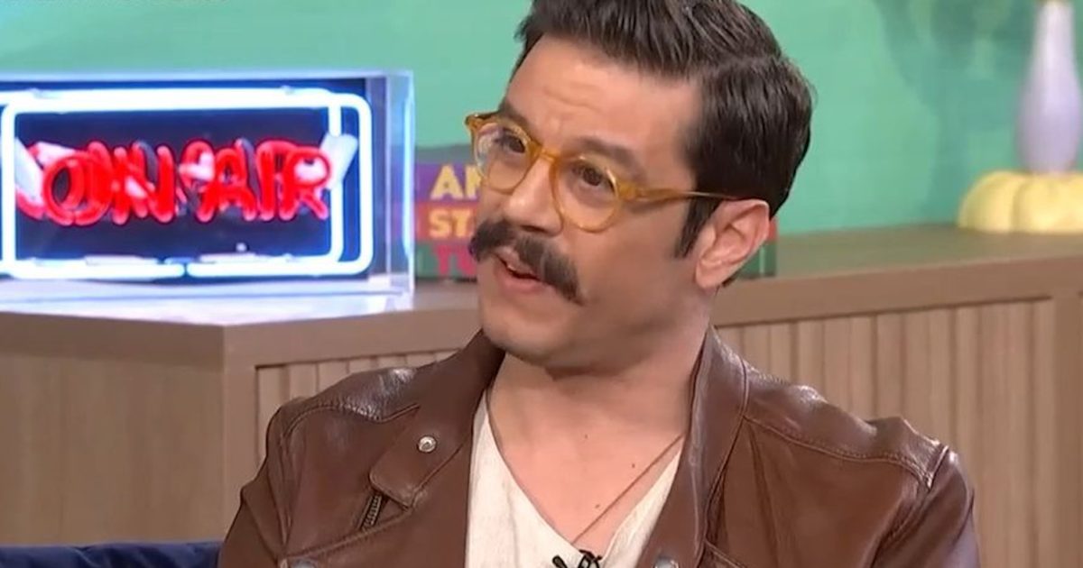 Λεωνίδας Καλφαγιάννης: «Ήμουν ένα παιδί αγνό – Ο Νίκος Κούρκουλος με κράτησε στο Εθνικό Θέατρο ενώ ήθελα να φύγω»