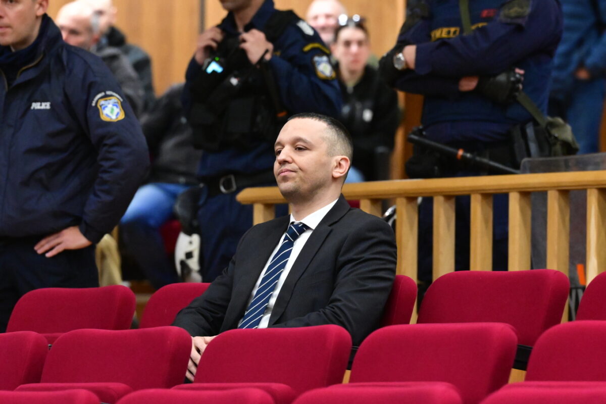 Χρυσή Αυγή: Ένοχοι όπως και πρωτοδίκως από το Εφετείο οι 42 κατηγορούμενοι