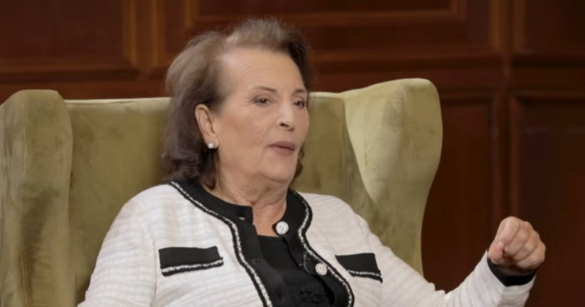 Βάσω Καζαντζίδη: «Τη δεκαετία του ‘80 έδιναν στον Στέλιο 5 εκατομμύρια δολάρια για περιοδεία στην Αμερική και αρνήθηκε»