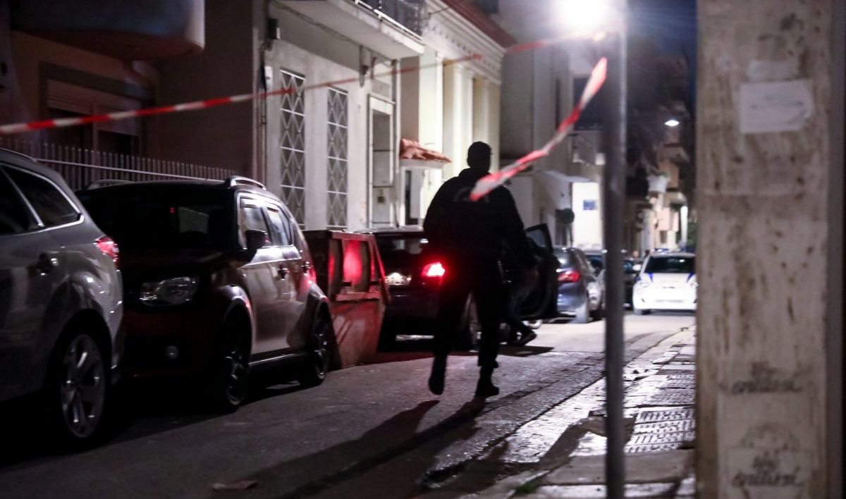 Θάνατος εγκύου στον Κολωνό: Χτυπήματα που δεν συνάδουν με πτώση, εντόπισε ο ιατροδικαστής