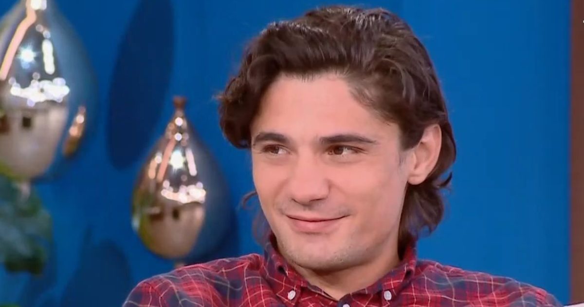 Κώστας Νικούλι: «Ένιωθα ξένος και εδώ και στην Αλβανία – Προσπαθείς να ανήκεις κάπου»