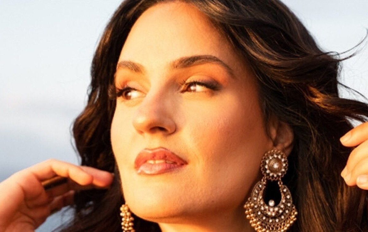 Ξένια Βέρρα: «Βρέθηκα σε κακοποιητική σχέση, είχα χάσει τον εαυτό µου, στο όνοµα του έρωτα είχα γίνει έρµαιο»