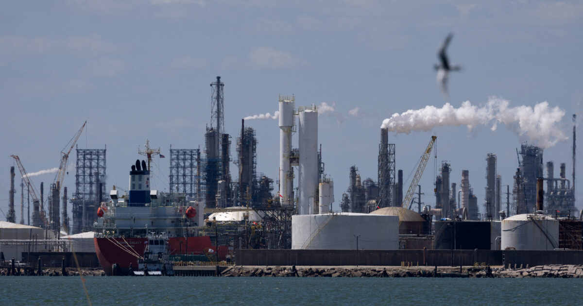 Την μεγαλύτερη ποσότητα πετρελαίου των τελευταίων 3 ετών αγόρασε η Ασία από τις ΗΠΑ λόγω κρίσης στον Περσικό Κόλπο