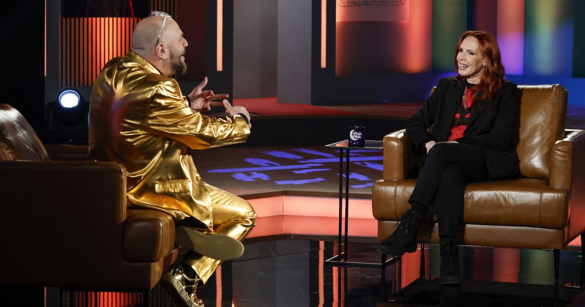 Εβελίνα Παπούλια: «Το σενάριο στο «Σ’ αγαπώ μ’ αγαπάς» ήταν χάλια, το απορρίψαμε πάρα πολλοί»