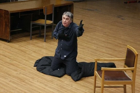 Ο ρεμπέτης, ο μπουζουξής και οι ηθοποιοί του ΠΑΣΟΚ