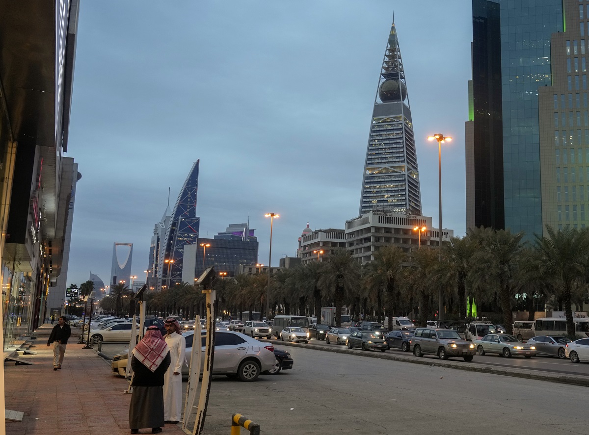 Το Ριάντ αναδεικνύεται σε κόμβο εκκένωσης πλουσίων στον Κόλπο εν μέσω περιφερειακής κλιμάκωσης