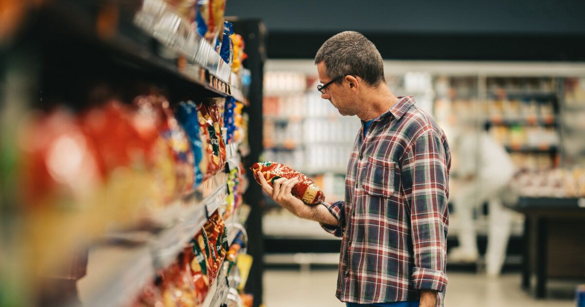 Ακρίβεια: Στο «κόκκινο» οι τιμές στα τρόφιμα αυξάνουν τον λογαριασμό ενόψει Πάσχα – Οι τιμές πριν και μετά την έναρξη του πολέμου