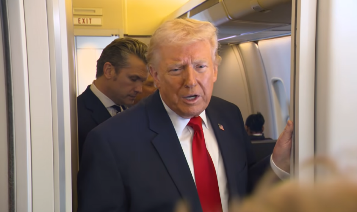 Tραμπ: Ίσως να μην μείνει κάποιος ηγέτης του Ιράν ζωντανός για να πει «παραδινόμαστε»