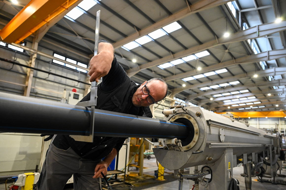 ΔΥΠΑ – ΕΤΒΑ ΒΙ.ΠΕ.: Πρόγραμμα κατάρτισης για 25.000 ανέργους με σύνδεση στις ανάγκες της βιομηχανίας