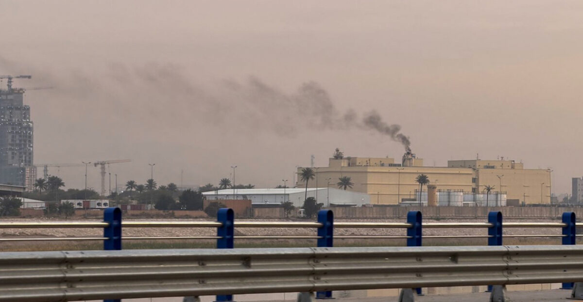 Ταυτόχρονοι βομβαρδισμοί του Ισραήλ σε Τεχεράνη και Βηρυτό, εκρήξεις κοντά στην πρεσβεία των ΗΠΑ στη Βαγδάτη και πλήγμα σε τάνκερ στα ΗΑΕ