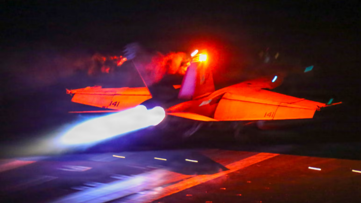 Η πιο δύσκολη πολεμική απόφαση που πρέπει να πάρει ο Τραμπ: Θα στείλει στρατιώτες στο Ιράν;