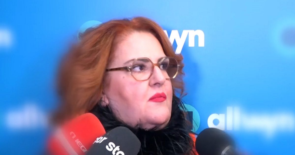 Σοφία Βογιατζάκη: «Με χαρά θα έκανα πάλι κάτι με τον Γρηγόρη Αρναούτογλου»