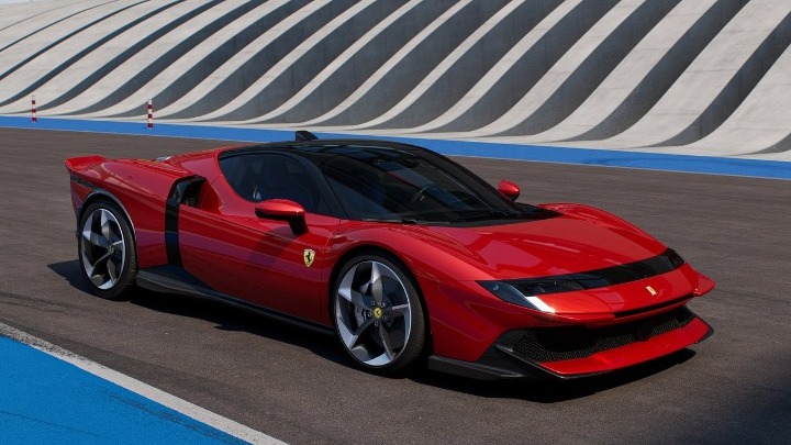 Ferrari και Maserati σταματούν τις παραδόσεις στη Μέση Ανατολή, λόγω των επιπτώσεων του πολέμου